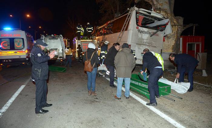 Крупное ДТП в Турции: 13 погибших, 42 раненых - ФОТО