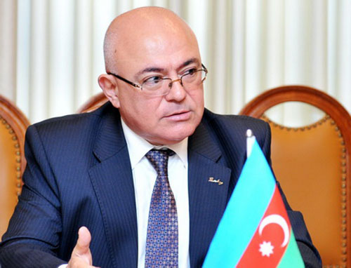 Айдын Алиев примет граждан в Билясуваре