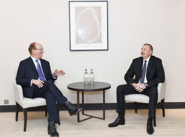 Президент Азербайджана встретился с директором компании Black Rock