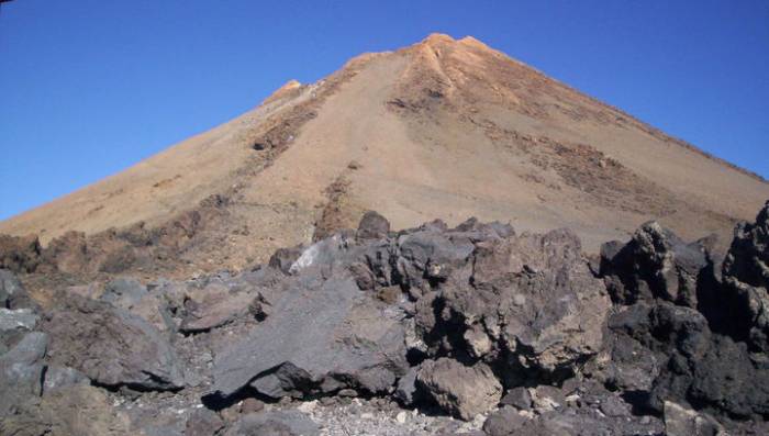 Геологи озвучили необычную причину извержения вулканов