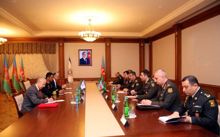 Министр обороны встретился с президентом CISM - ФОТО