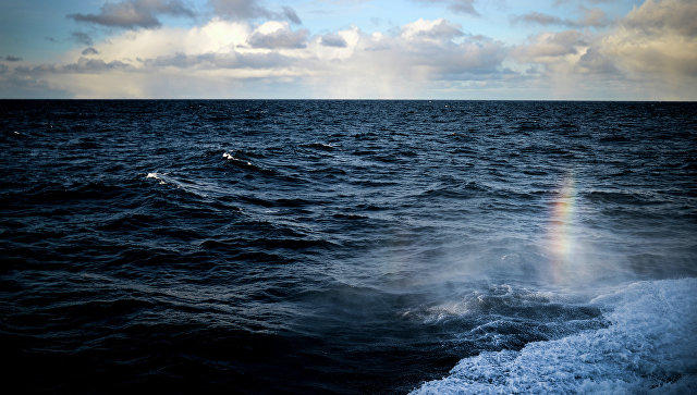 В Тихом океане пропал паром с 50 пассажирами