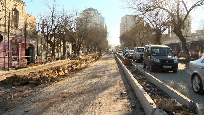 В Баку реконструируется еще одна улица