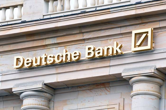 Deutsche Bank сокращает рабочие места