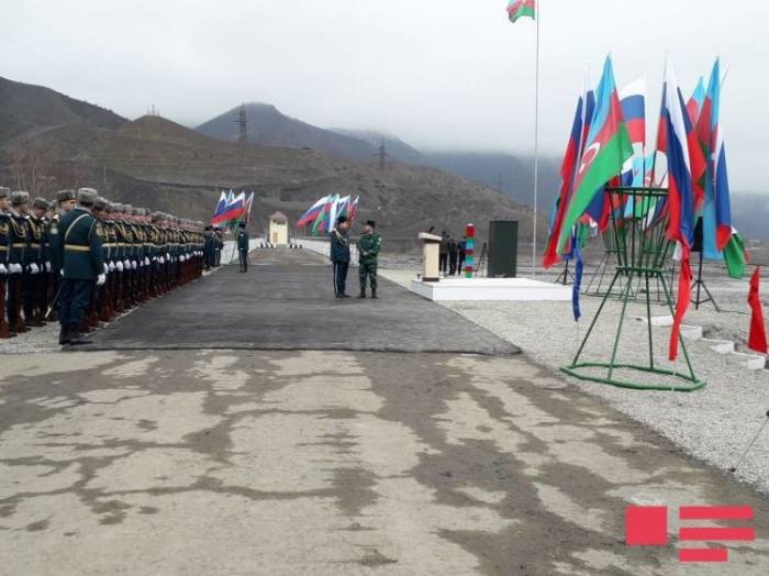 На азербайджано-российской границе установили первые пограничные знаки