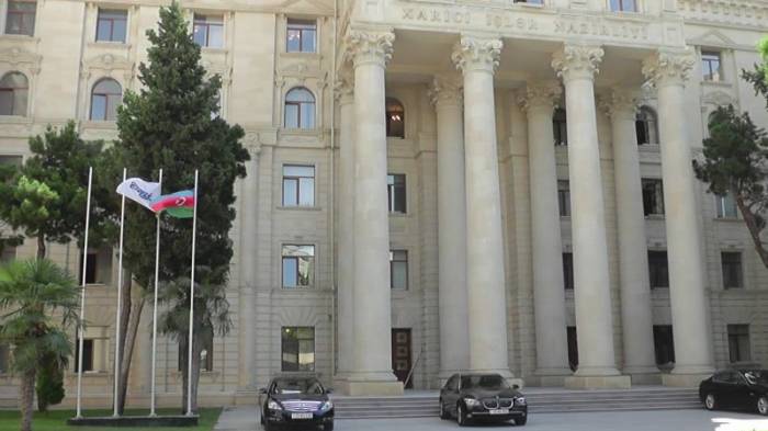 В Азербайджане изменена процедура выдачи иностранцам электронной визы