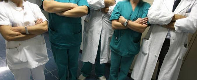 В Канаде врачи протестуют против повышения своих зарплат