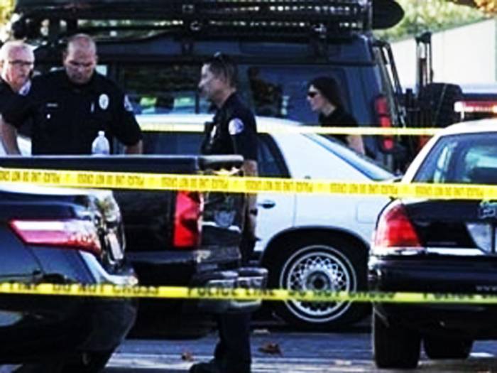 Три человека, взятые в заложники в Калифорнии, и сам преступник найдены мертвыми
