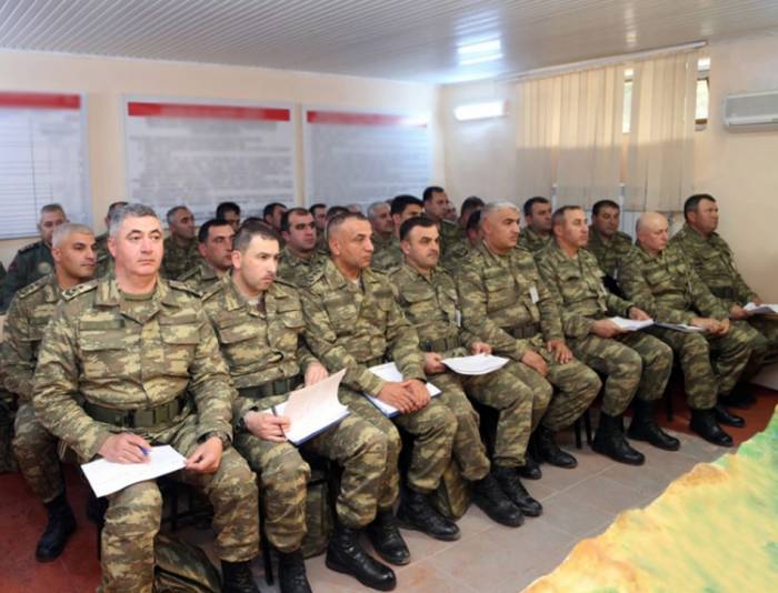 Азербайджанская армии выполнила действия на макете местности 
