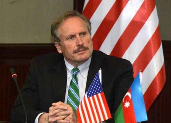 Посол США: «Азербайджан должен продолжать меры для диверсификации экономики»