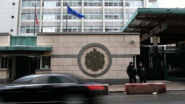МИД России потребовал от Лондона сократить штат посольства и консульств