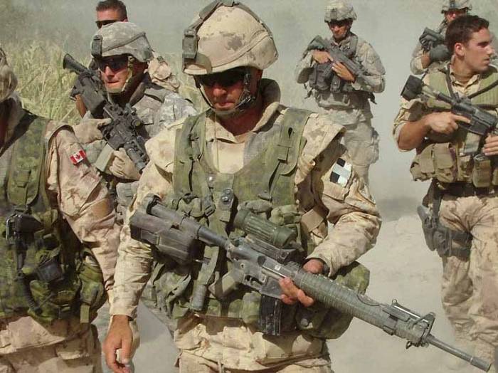 Канада может увеличить военную группировку в Ираке