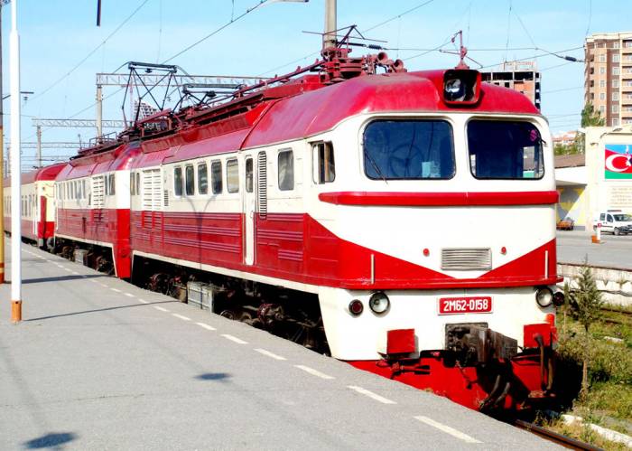 Узбекистан ввёл скидки на поезда в Кыргызстан