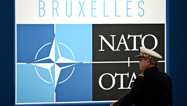 НАТО отказала в визах российским дипломатам