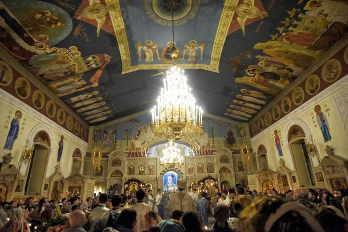 Православные в Баку отмечают Пасху - ФОТО