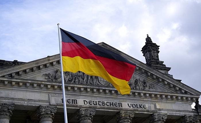 В Германии заявили о продлении режима пограничного контроля