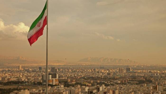 Власти Ирана дали госструктурам неделю на отказ от иностранных соцсетей
