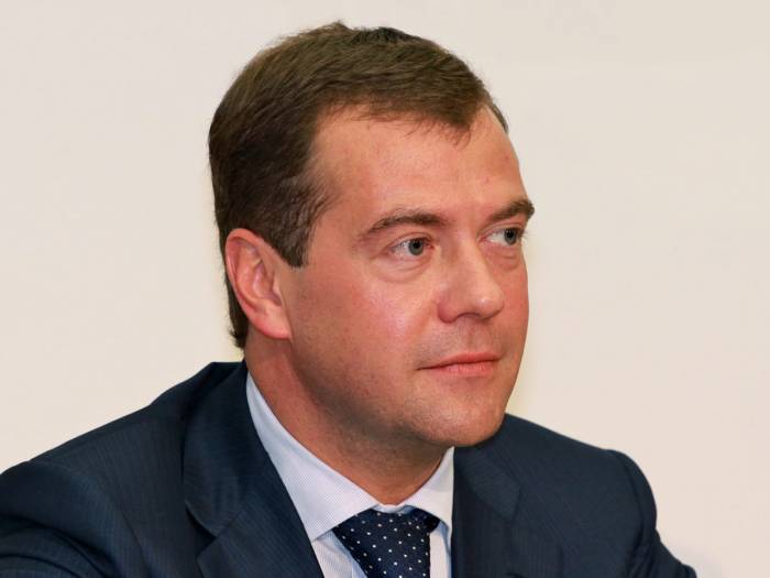 Дмитрий Медведев поздравил Новруза Мамедова
