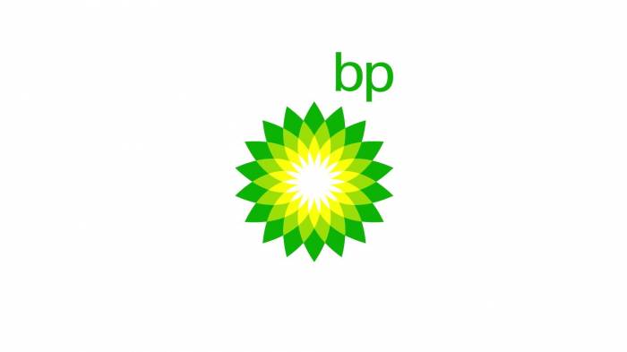 BP построила на территории Азербайджана восемь морских платформ