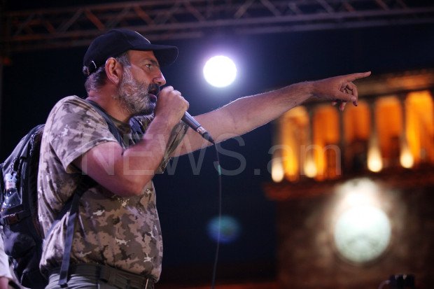 LIVE: В Армении новая революция - ОБНОВЛЕНО