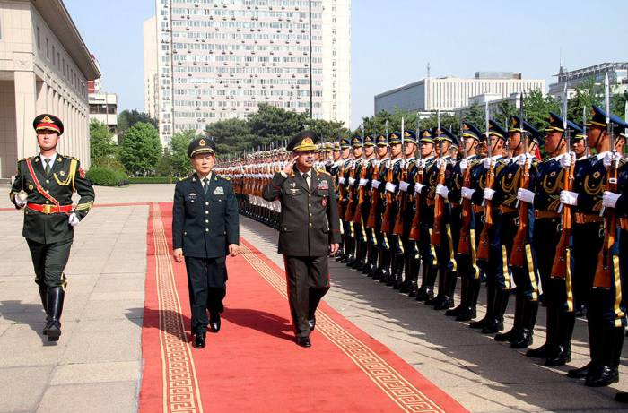 Азербайджан и Китай подписали документ о военной помощи - ФОТО