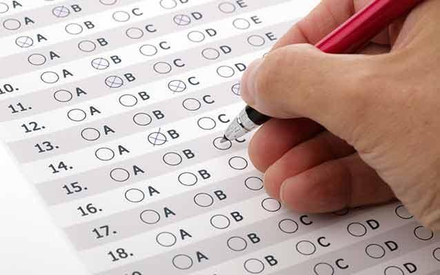 В Азербайджане проводятся очередные тестовые экзамены
