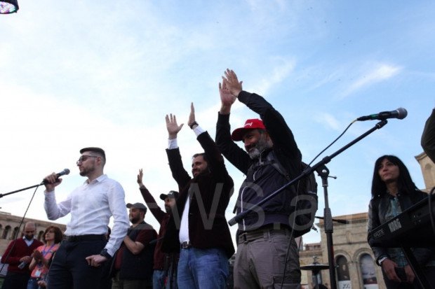 LIVE: В Ереване стартовал митинг движения «Мой шаг» - Обновлено