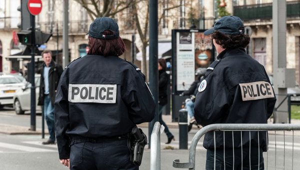 Из парижского университета эвакуировали около 50 человек
