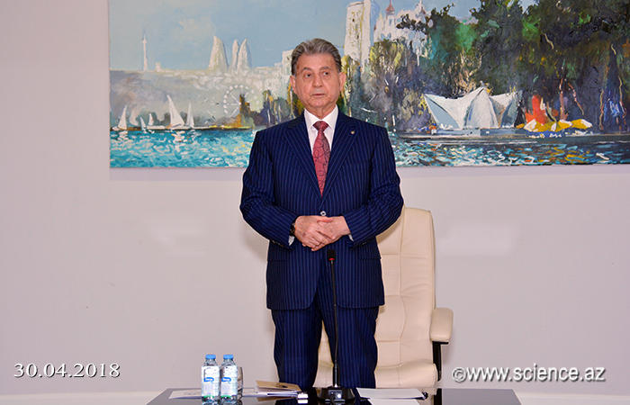 Акиф Ализаде: "Своей деятельностью академик Зарифа Алиева высоко подняла авторитет азербайджанской науки" 