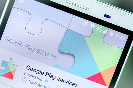 Google Play подписывает пользователей на платный сервис