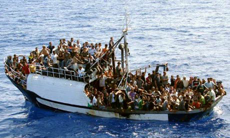 В Средиземном море на лодке обнаружили тела мигрантов
