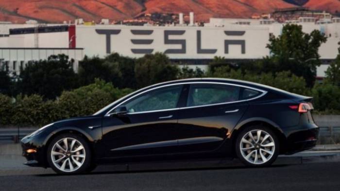Аналитики предсказали банкротство Tesla к концу года