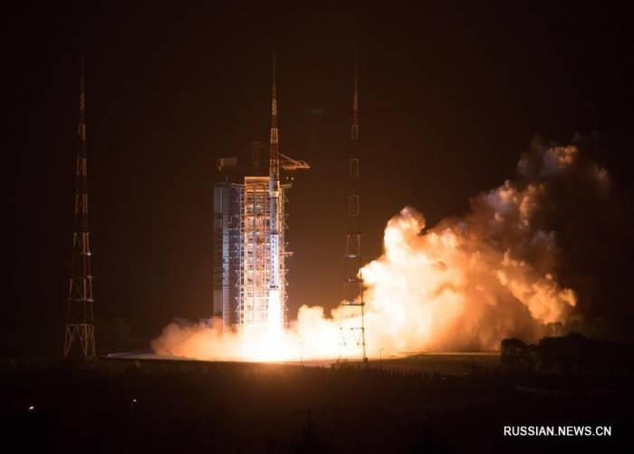 Китай запустил гиперспектральный спутник "Гаофэнь-5" 
