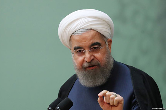 Роухани: Иран не будет выходить из ядерной сделки