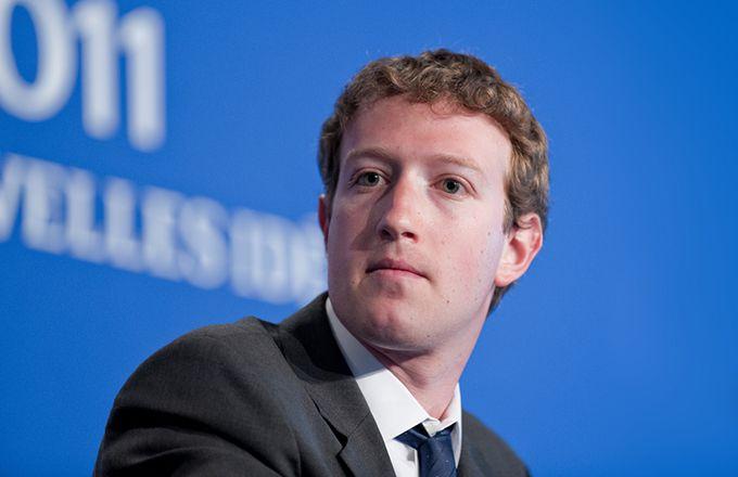 СМИ: акционеры Facebook хотят отправить в отставку Цукерберга