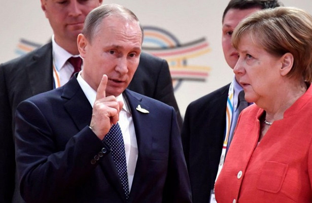 Путин обсудил с Меркель ситуацию вокруг СВПД