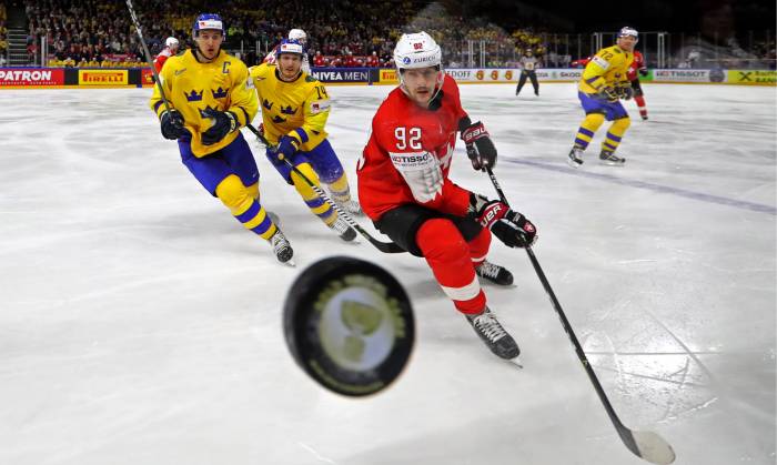 Сборная Швеции выиграла чемпионат мира по хоккею
