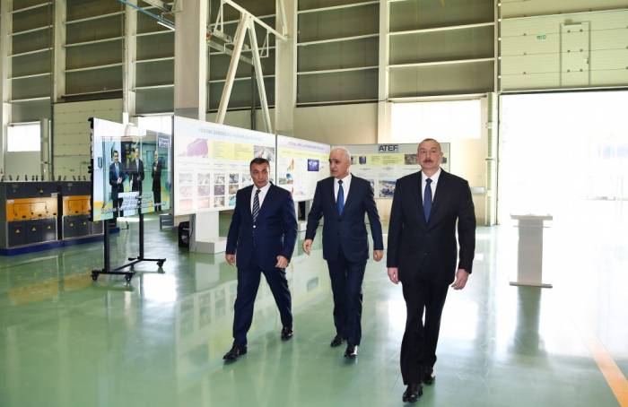 Ильхам Алиев на открытии завода - ФОТО