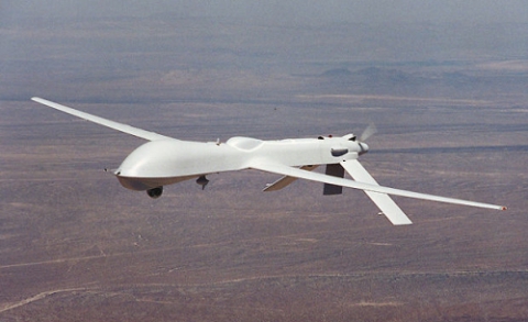 В США испытали систему противодействия дронам на мобильной платформе
