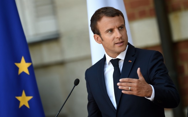 Макрон: Франция приложит все усилия справедливого решения нагорно-карабахского конфликта
