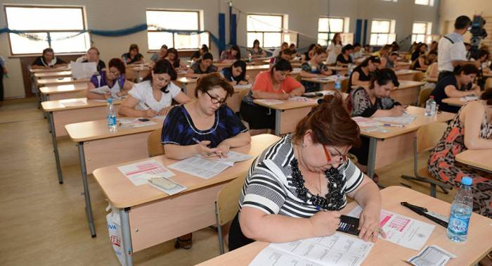 В Азербайджане будут повышены зарплаты учителей
