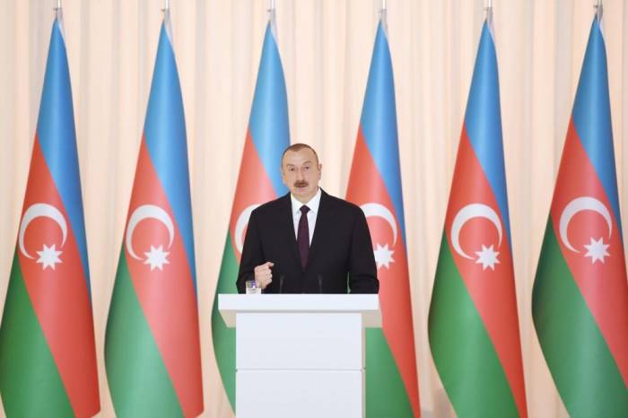 Ильхам Алиев: Сильная армия – основа независимости, гарант безопасности Азербайджана