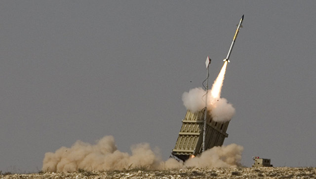 Израиль: Боевики выпустили "множество" ракет из Сектора Газа