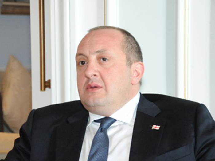 Президент Грузии поздравил Ильхама Алиева