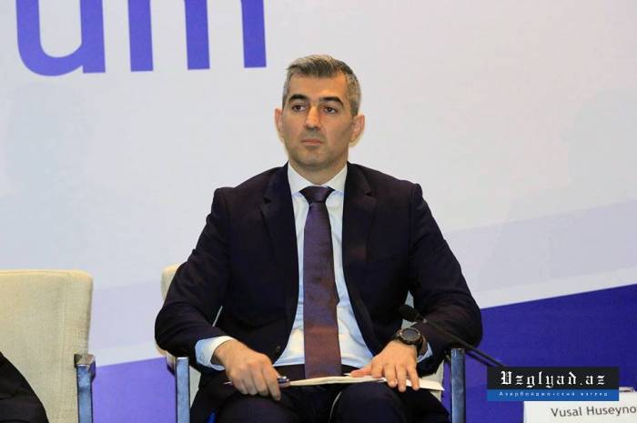 Вусал Гусейнов: Азербайджан упрощает выдачу разрешений на работу