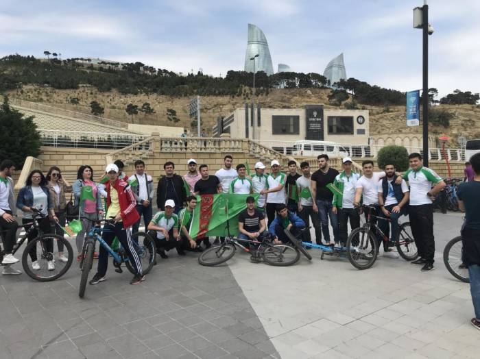 Всемирный день велосипеда в Баку - ФОТО 
