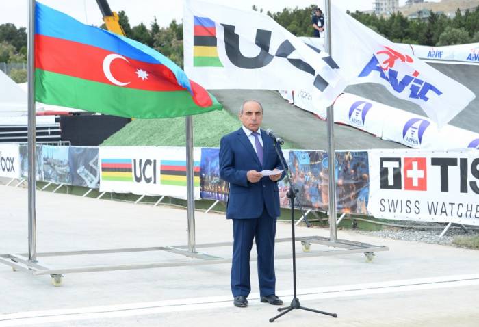 В Баку состоялось открытие чемпионата мира по велоспорту ВМХ - ФОТО