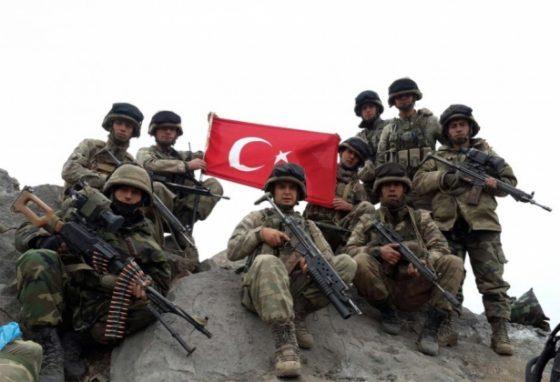 Турецкие войска вошли в сирийский город Манбидж
