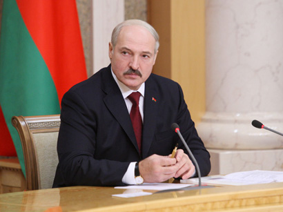 Лукашенко поздравил Путина с Днем России
