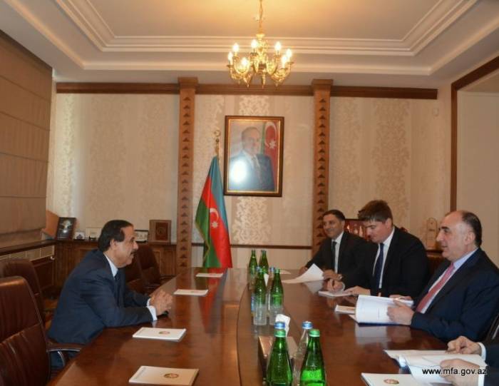 Мамедъяров встретился с послом Катара